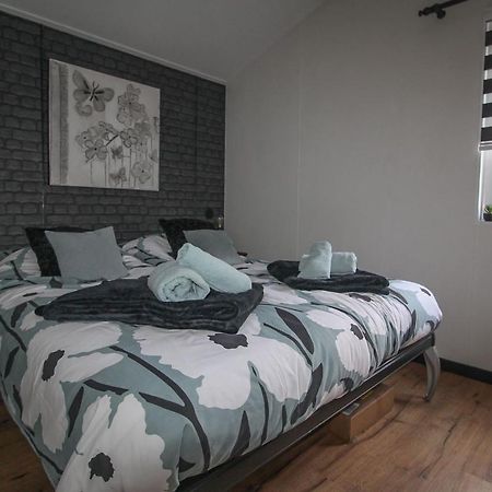 Sfeervol Chalet Op De Veluwe Putten Dış mekan fotoğraf